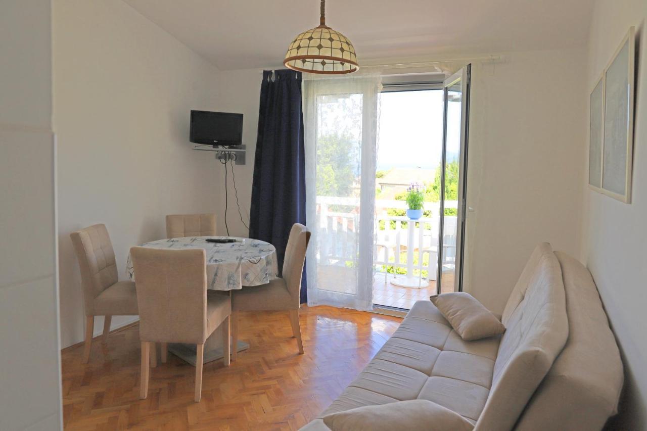 Apartment Hudan Malinska Exteriér fotografie