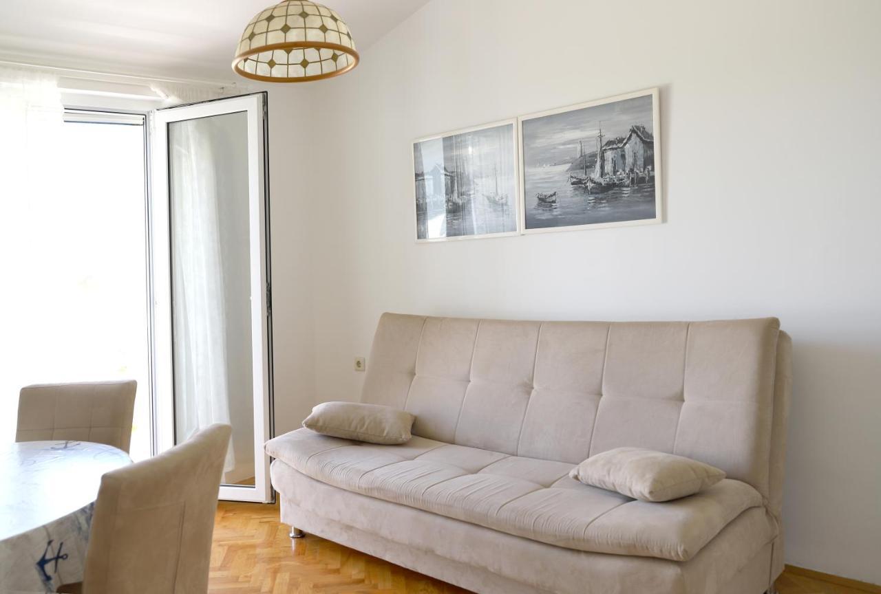 Apartment Hudan Malinska Exteriér fotografie