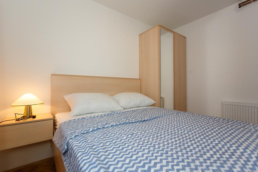 Apartment Hudan Malinska Exteriér fotografie